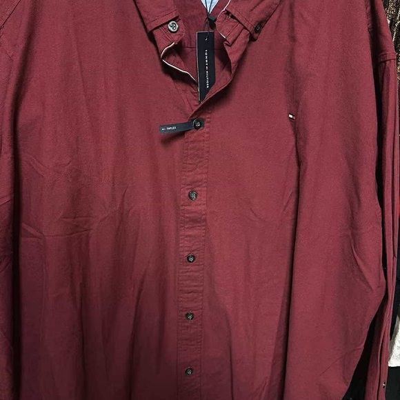 Men's Burgundy Button-Up Shirt - Picture 1 of 3
